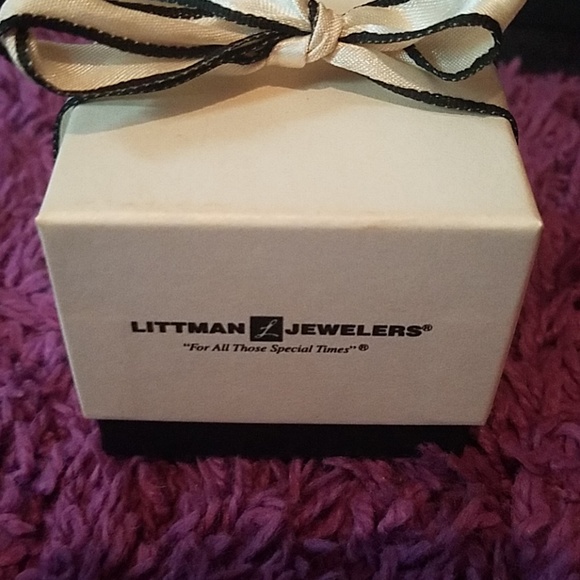 pearl earrings - Picture 2 of 2